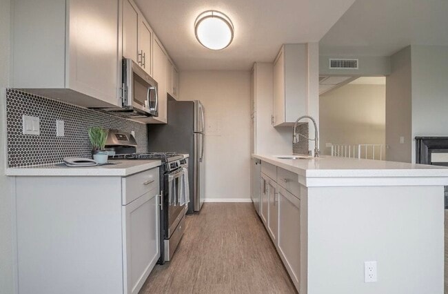 Photo - 12005 Albers St