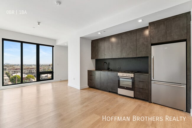 Building Photo - 10700 Tabor St