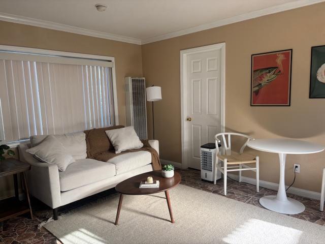 living room - 3058 Murray Ln