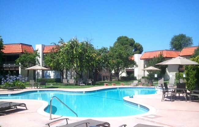 Photo - 6878 Navajo Rd