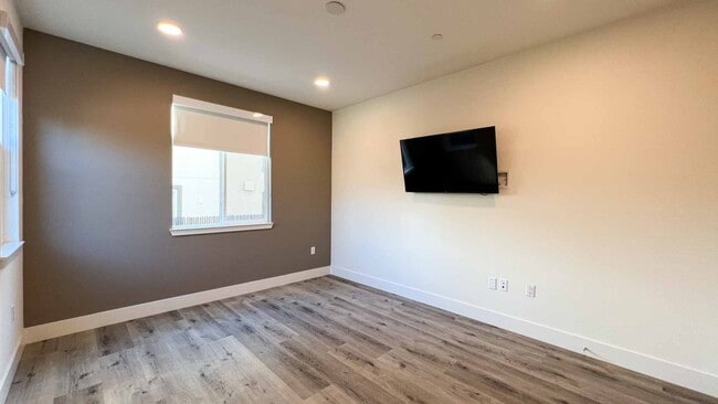Photo - Ridgeway Apartments