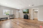 Photo - 8222 Vanscoy Ave