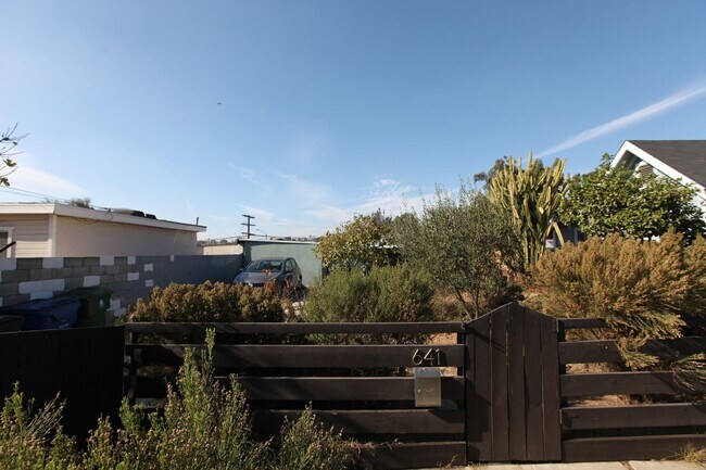 Photo - 641 Orme Ave