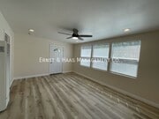 Photo - 741 W 4th St Apartment