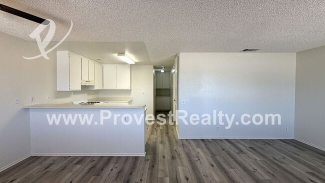 Photo - 22544 Sioux Rd