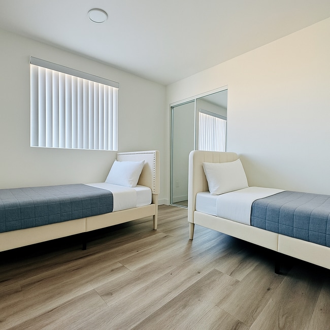 Building Photo - 2-212 E 29th St