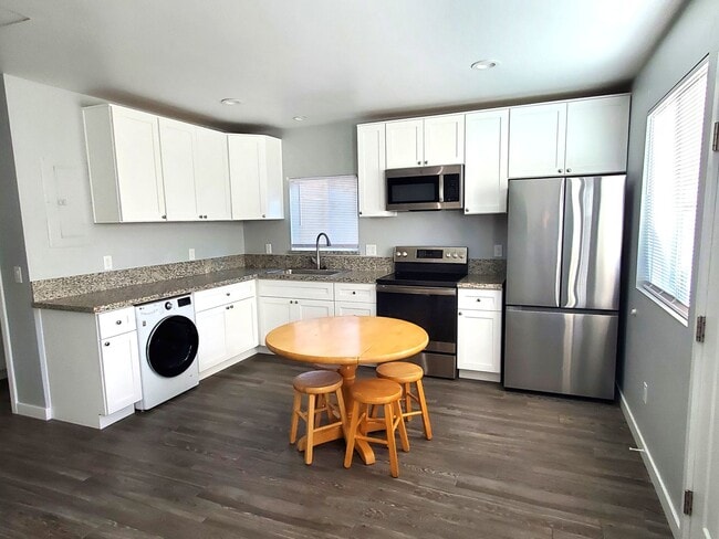 Photo - 11167 Richmont Rd Unit B