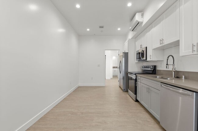 Photo - Bradley Luxury Living