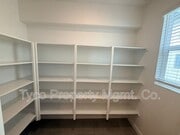 Photo - 784 Vada St