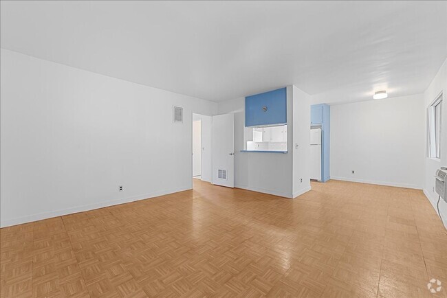 Building Photo - 4909 Sycamore Terrace Unit 15 Rental