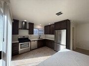 Photo - 43060 Larwood St