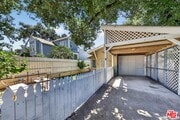 Photo - 6838 Haywood St