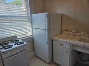 Photo - 2520 W 7th St Apartments