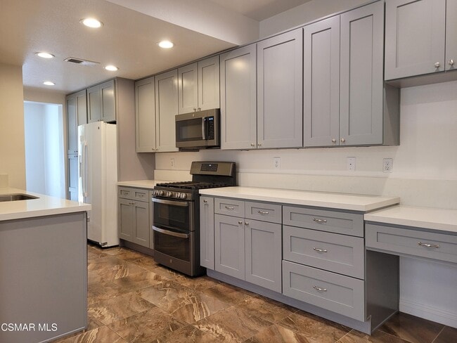 Photo - 510 Sonata Way