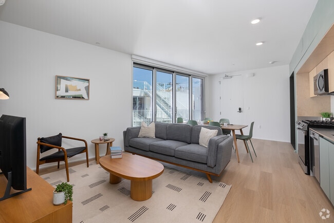 Interior Photo - Comma Barrington Rental