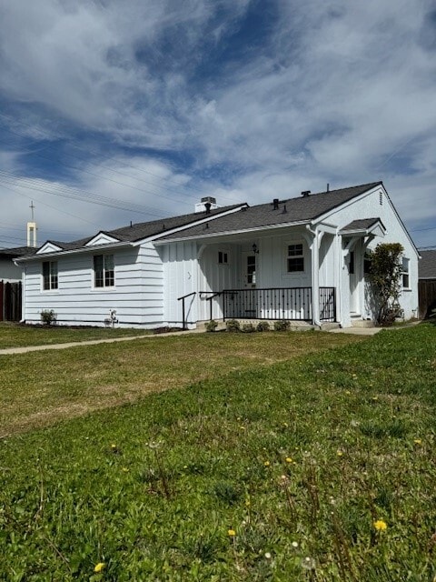 Building Photo - 22051 Vanowen St Rental