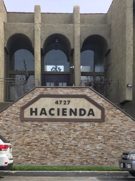 Front entrance - 4727 W 147th St Unit 252