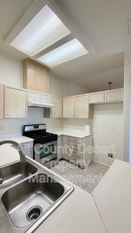 Photo - 28260 Landau Blvd Unit B