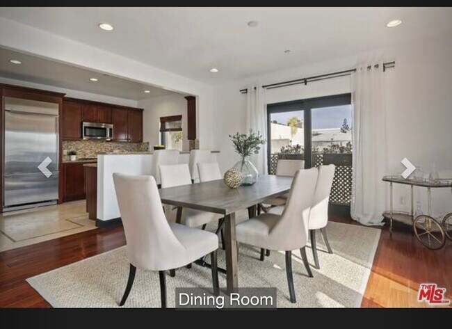 Photo - 10319 Almayo Ave Unit 101