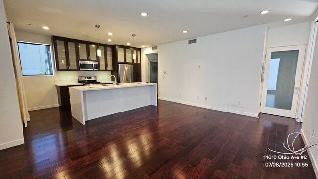 Photo - 11610 Ohio Ave Apartments Unit 2