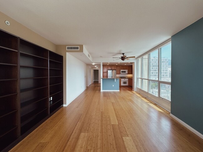 Photo - Modern 2 Bed, 2 Bath Condo in the Heart of... Unit 602