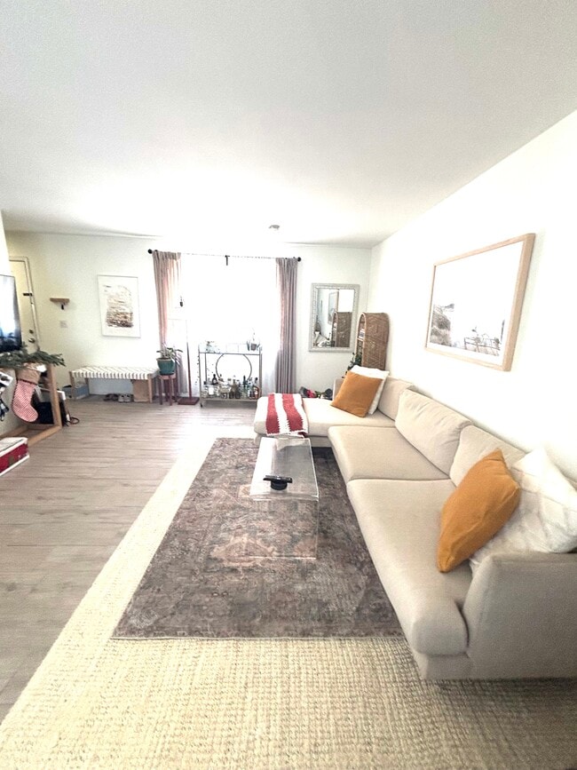 Photo - 501 18th St Unit C