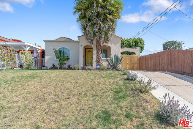 Photo - 3111 W 69th St House