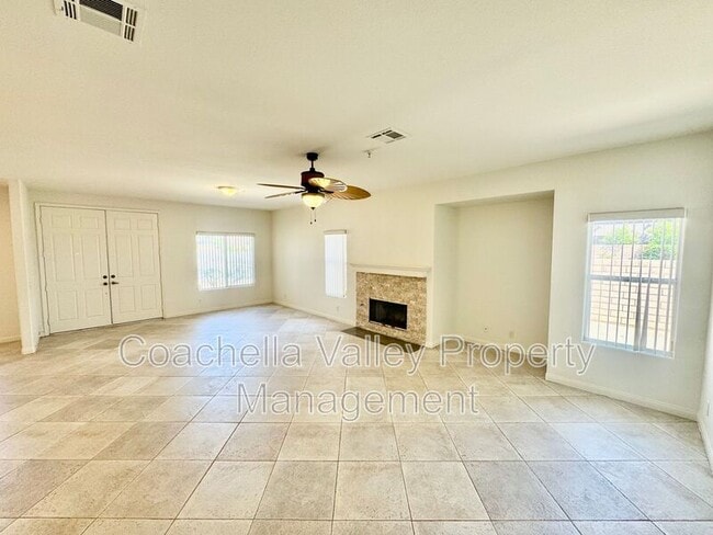 Photo - 74091 Daisy Ln