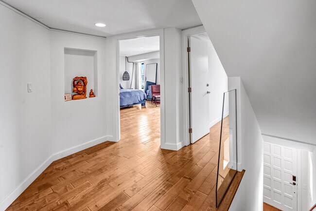 Photo - 4105 Pacific Ave Unit 1