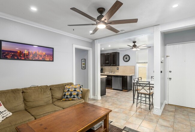 Photo - 1000 W MacArthur Blvd Unit 28