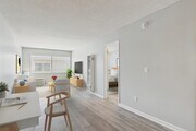 Photo - Sepulveda Landmark Apartments