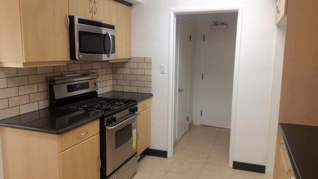 Photo - 5419 Willowcrest Ave