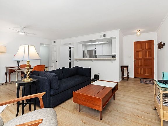 Photo - 3544 S Centinela Ave Unit 22