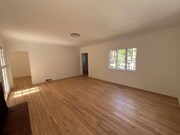 Photo - Beautiful 2 bedroom 2 bath Home!!!!