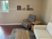 Photo - 564 W 36th St