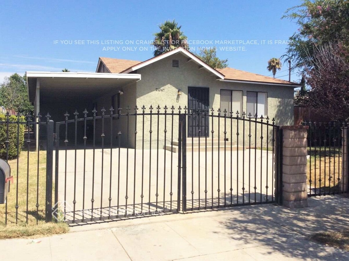 Photo - 21047 Runnymede St