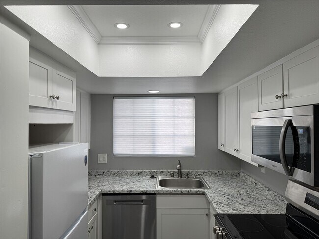 Photo - 26162 Sanz Unit A235