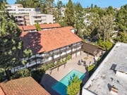 Photo - Peninsula Villas