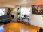 Photo - 832 Olney St