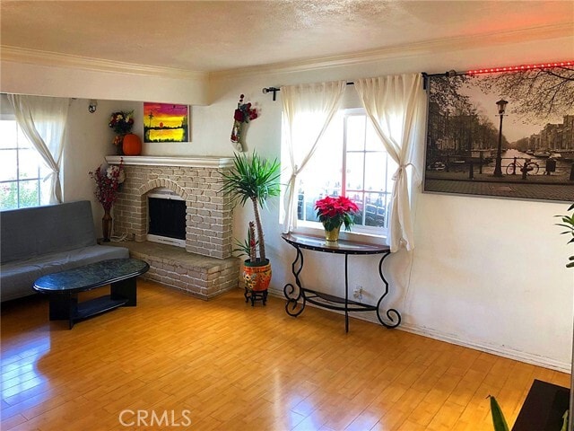 Photo - 832 Olney St