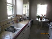 Photo - 1040 Ocean Park Blvd Apartments Unit B