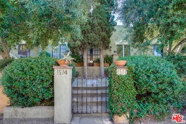 Photo - 1574 Murray Dr