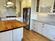 Photo - 1954 Endicott Rd