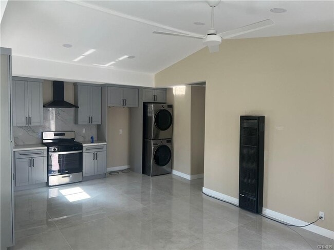 Photo - 135 W 88th St