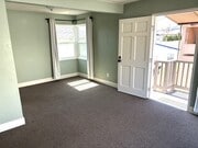 Dining/livingroom - 3361 Strandway Apartments Unit 3361