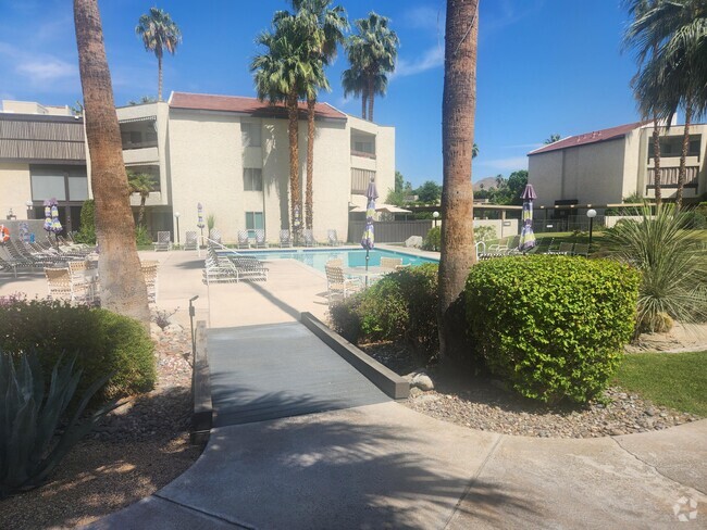 Building Photo - 1478 S Camino Real Rental