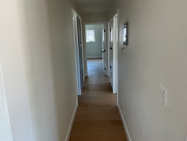 Photo - 3BD/2BA APARTMENT - UPSTAIRS UNIT