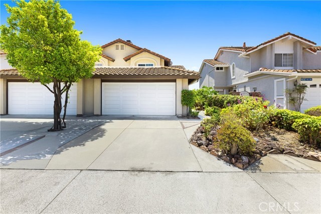 Photo - 24242 Briones Dr House