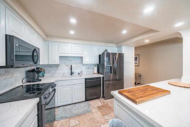 Photo - 714 Seacoast Dr