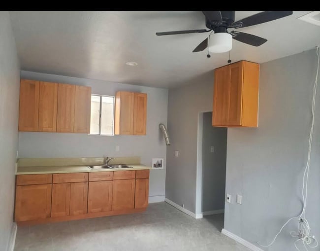 Photo - 1067 S Herbert Ave House